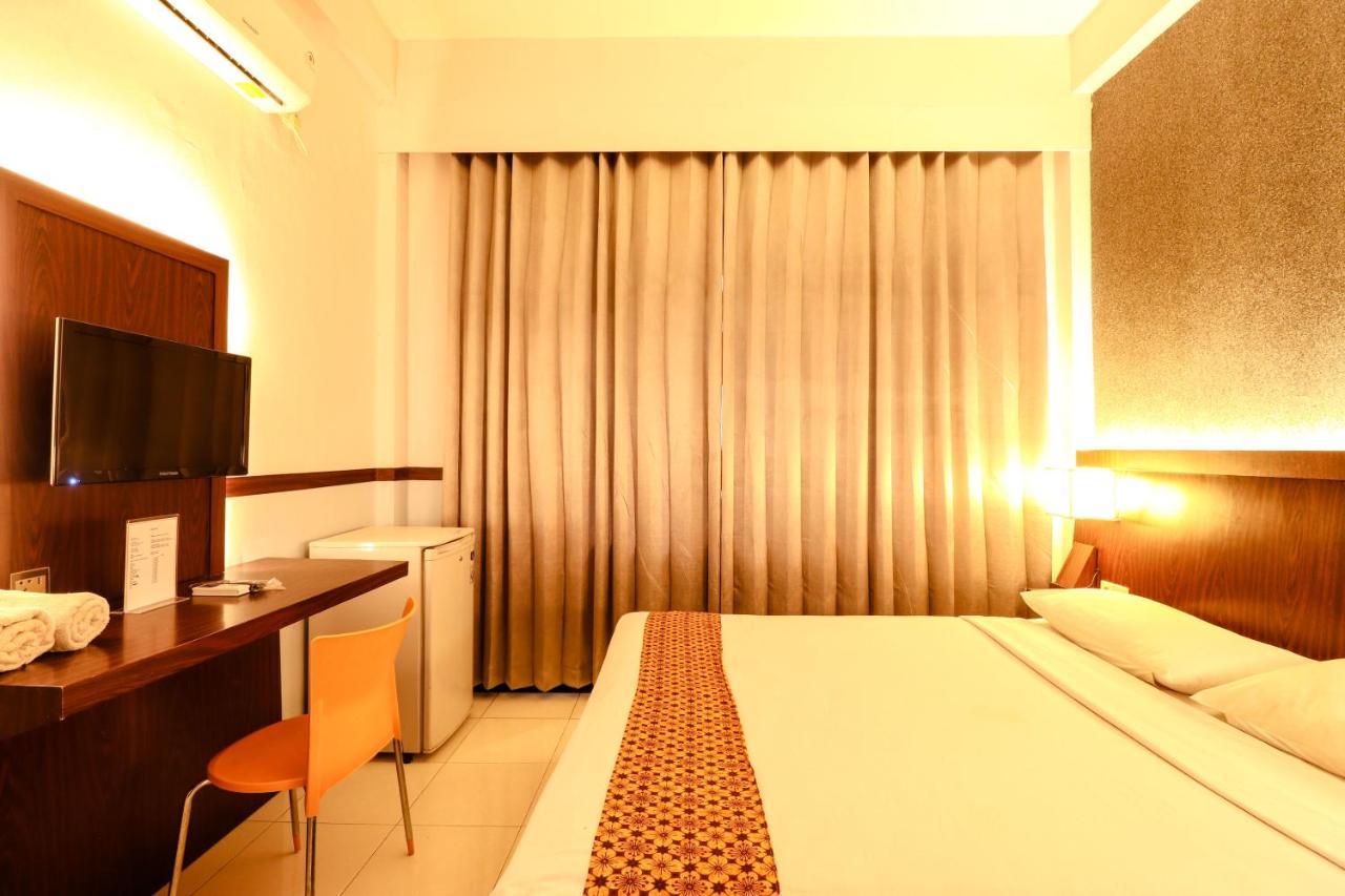 Hotel Jawa Surabaya Exterior photo