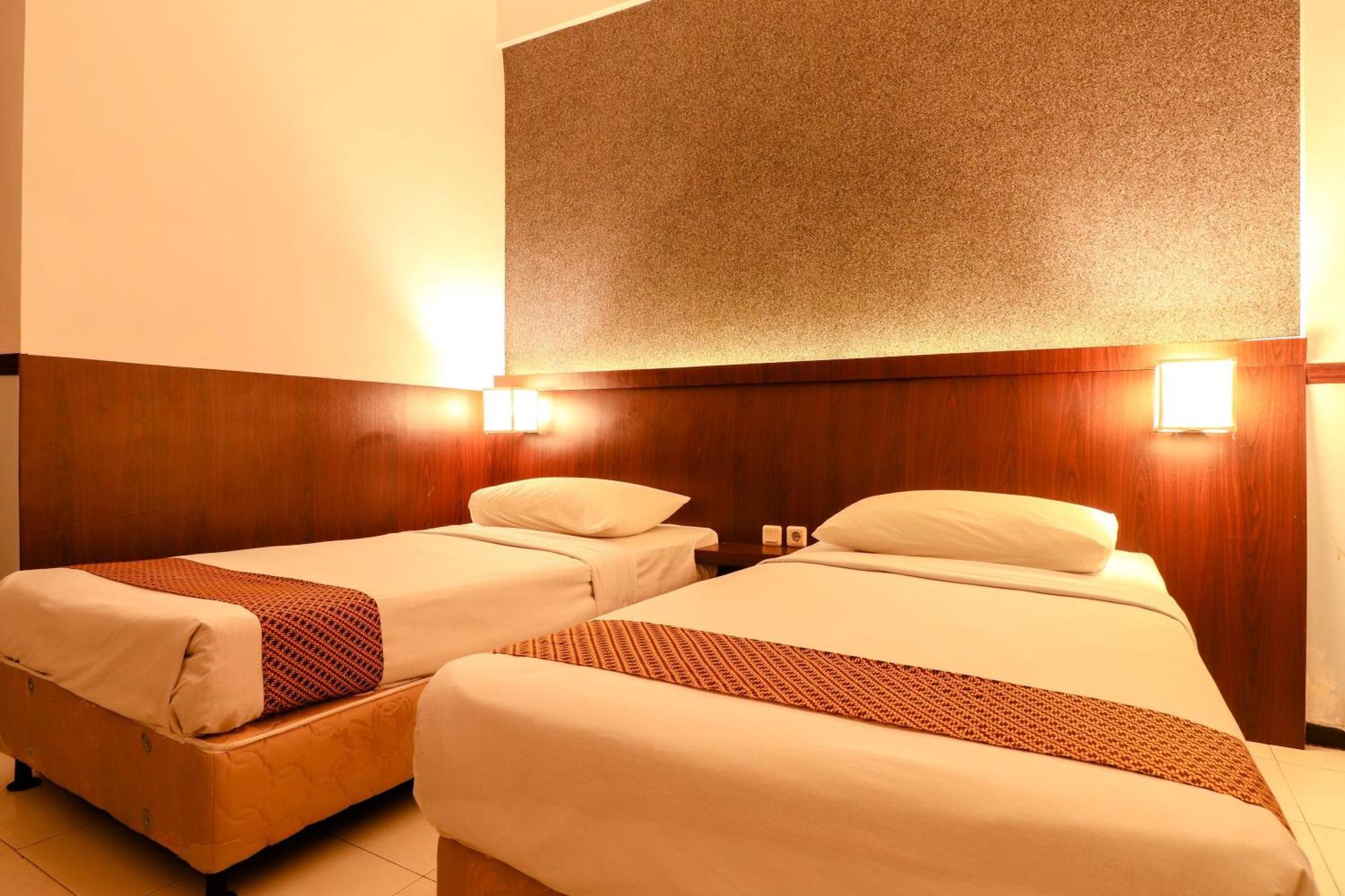 Hotel Jawa Surabaya Exterior photo